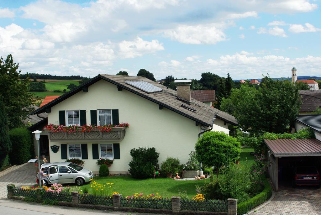 Ferienwohnung Berger บัดเบียร์นบาค ภายนอก รูปภาพ