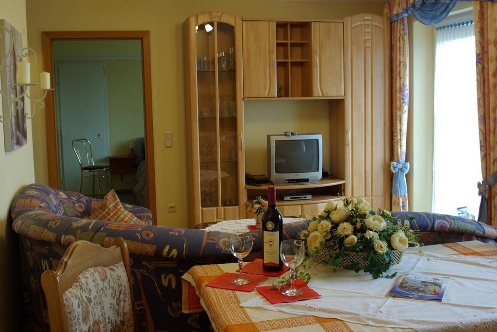 Ferienwohnung Berger บัดเบียร์นบาค ภายนอก รูปภาพ